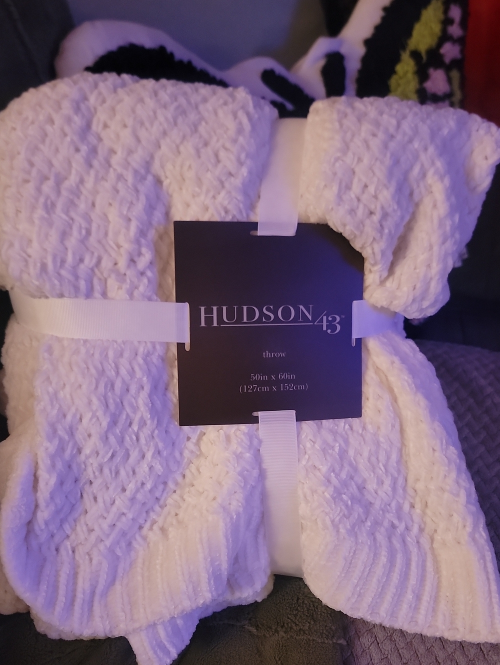 Hudson Jeans White Cream Cable Knit Throw